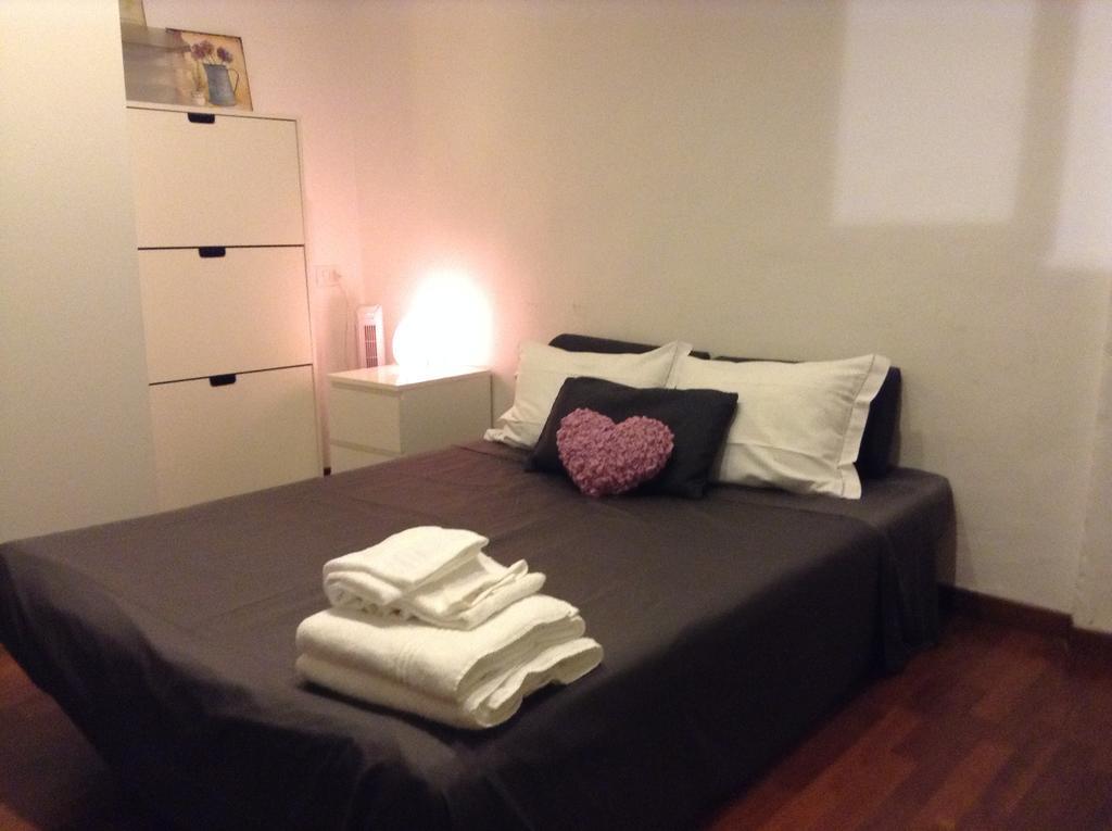 Il Giglio Apartment Флоренция Стая снимка